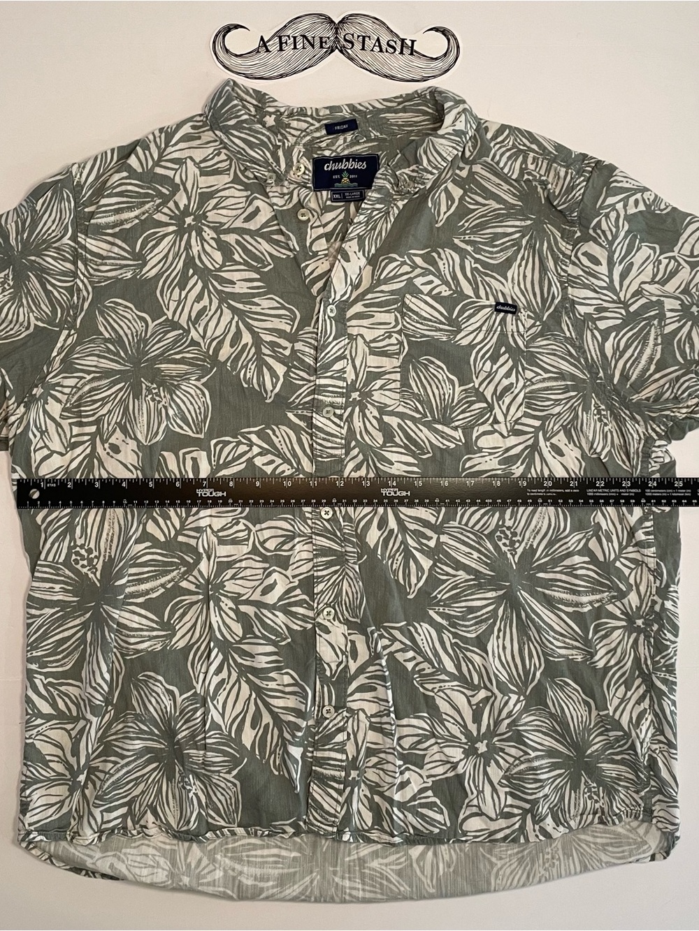 Chubbies Men's XXL The Friday Shirt Green White Tropical Hibiscus Floral Casual
